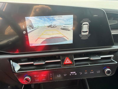 2023 Kia Niro SX