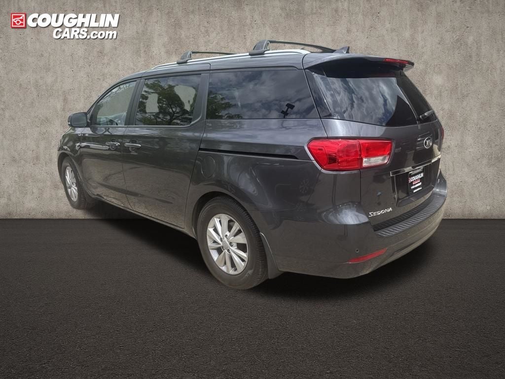 2017 Kia Sedona LX