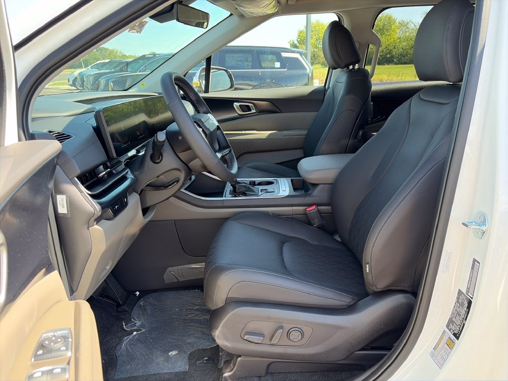 2027 Kia Carnival LXS