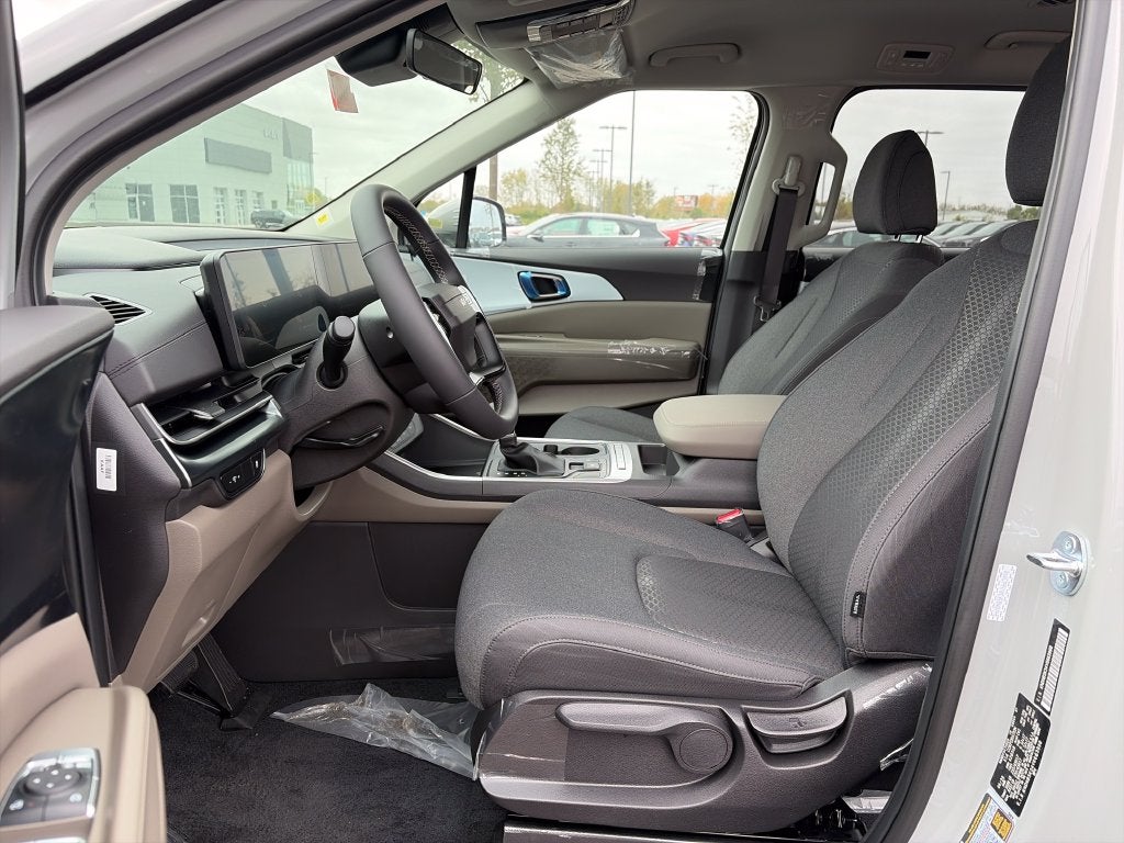 2027 Kia Carnival LX