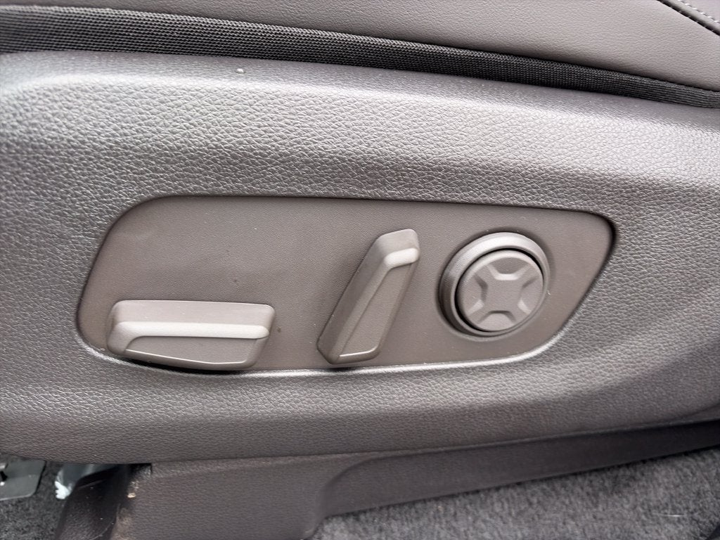 2027 Kia Carnival LXS