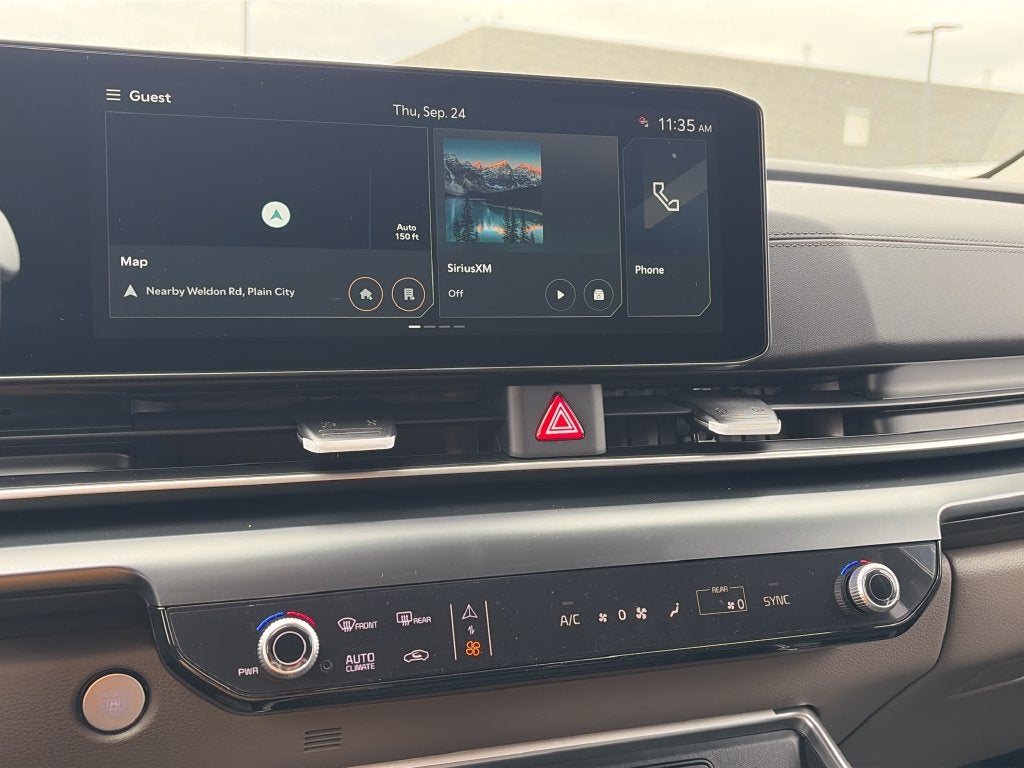 2027 Kia Carnival LXS