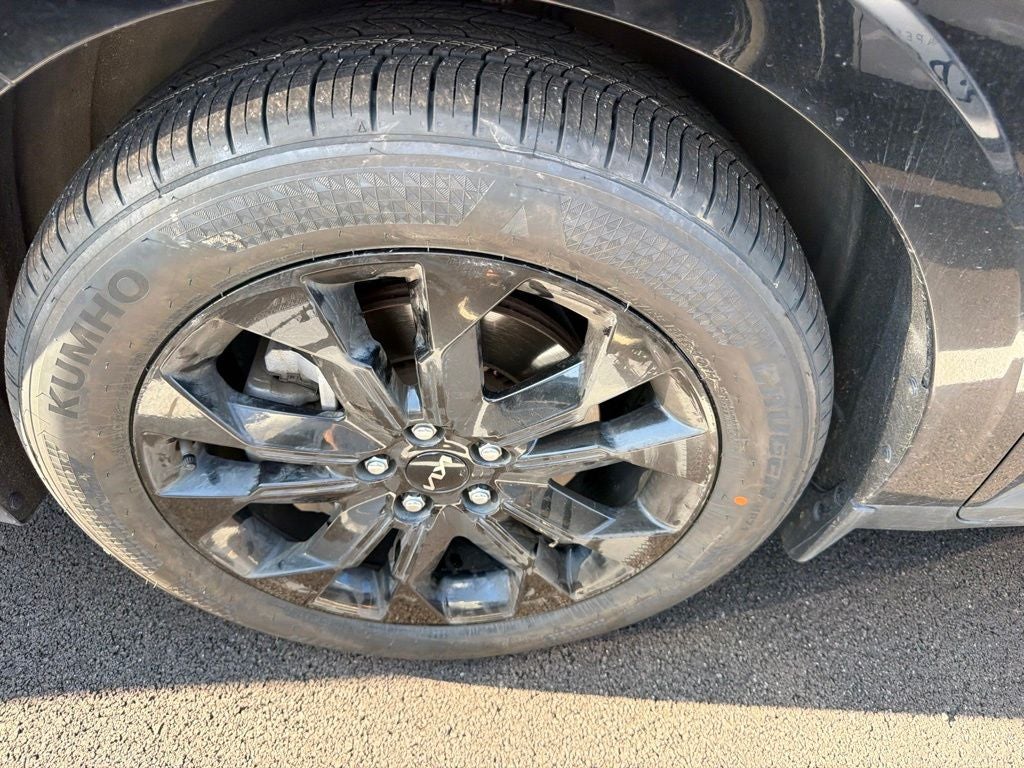 2023 Kia Carnival SX