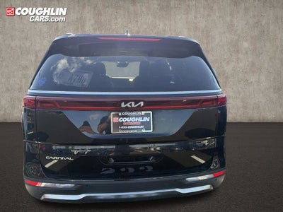 2023 Kia Carnival SX