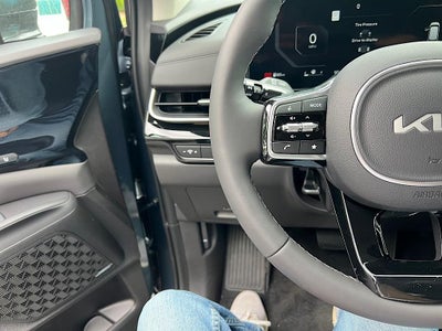 2026 Kia Carnival SX