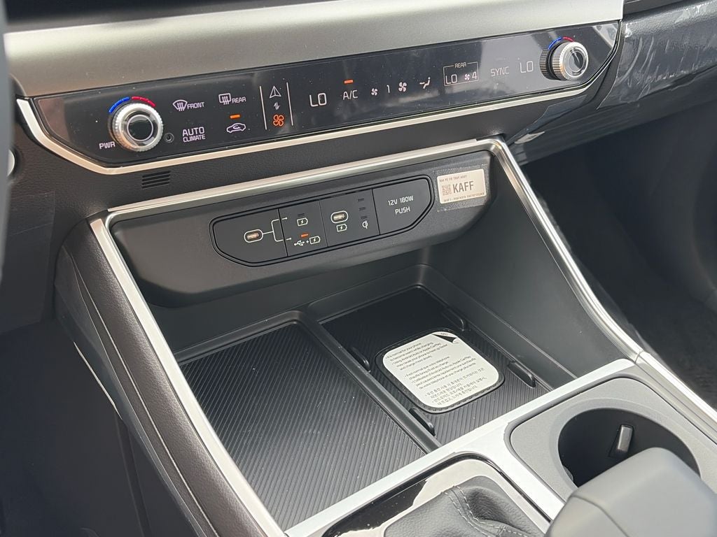 2027 Kia Carnival SX