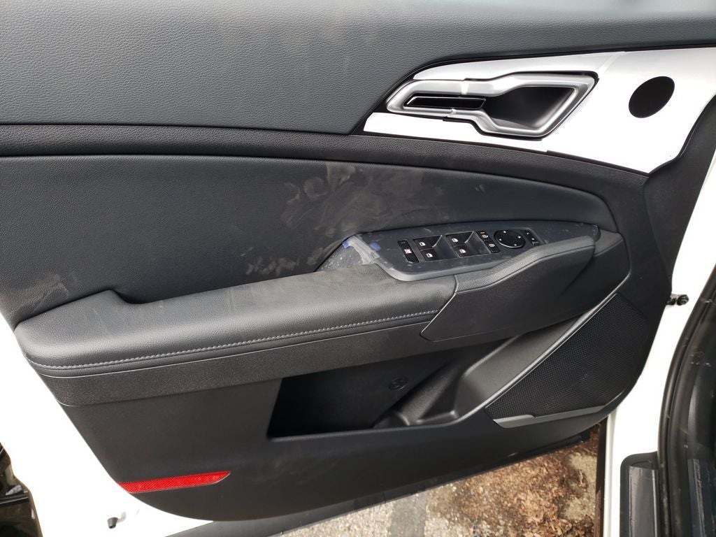 2026 Kia Sportage Hybrid Base