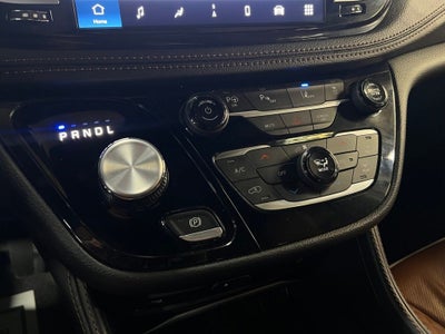 2024 Chrysler Pacifica Hybrid Pinnacle