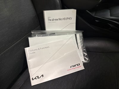 2023 Kia Niro Plug-In Hybrid SX