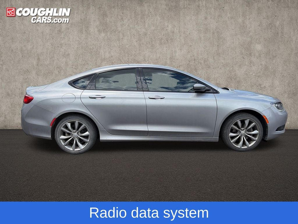 2016 Chrysler 200 S
