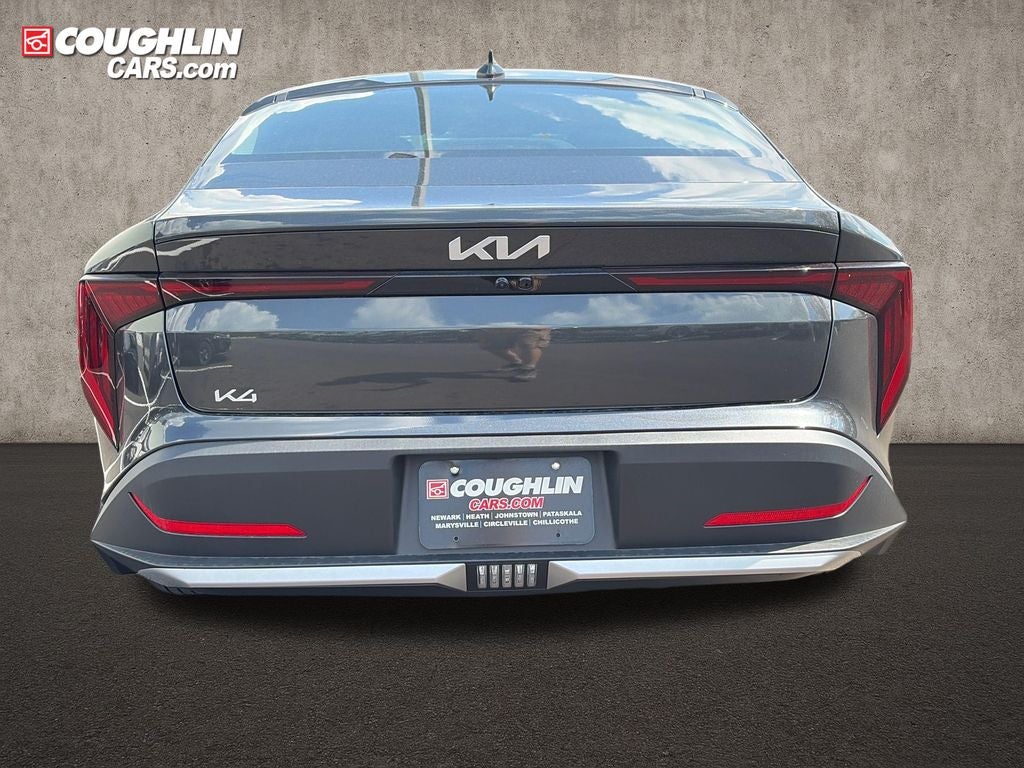 2026 Kia K4 LXS