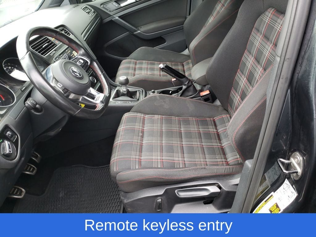 2016 Volkswagen Golf GTI S