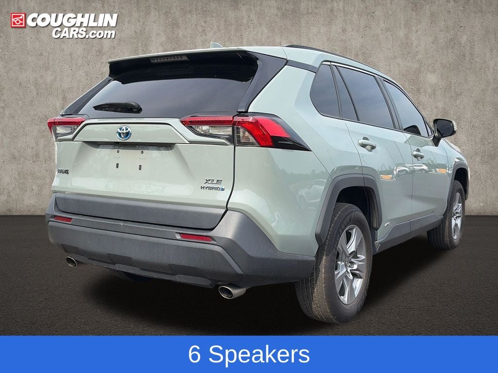 2022 Toyota RAV4 Hybrid XLE