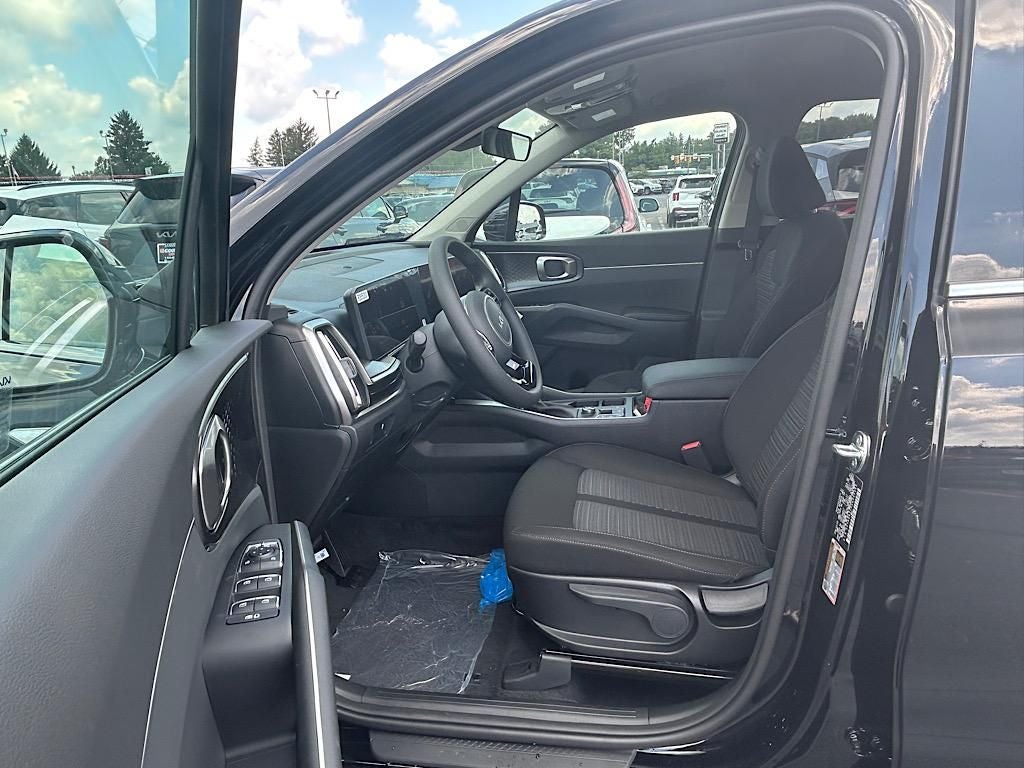 2025 Kia Sorento LX