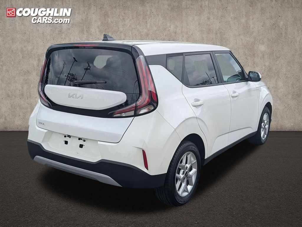 2024 Kia Soul LX
