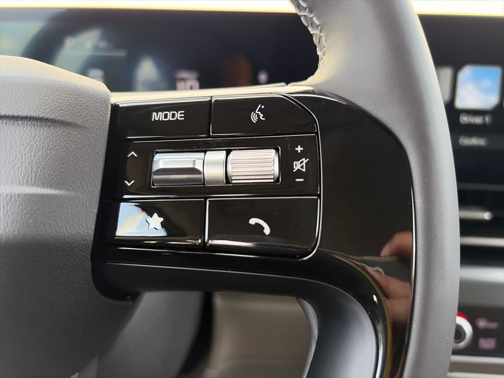 2027 Kia Carnival LXS