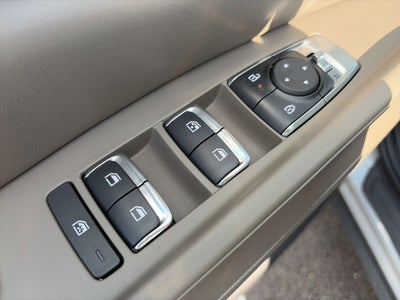 2027 Kia Carnival LXS
