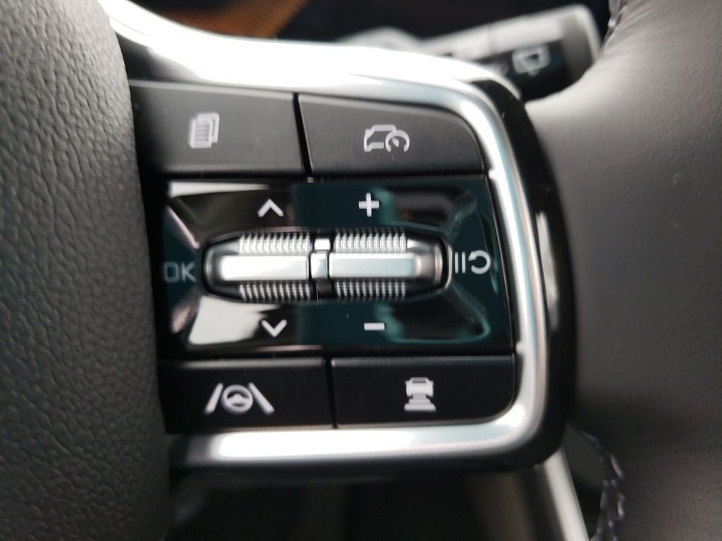 2026 Kia Carnival Base