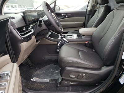 2026 Kia Carnival Base