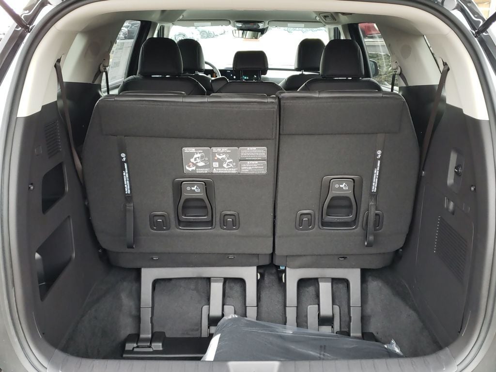 2026 Kia Carnival Base