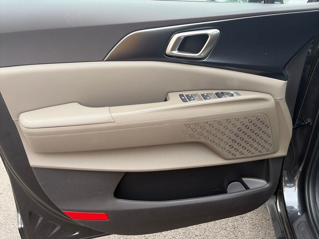 2026 Kia Carnival Base