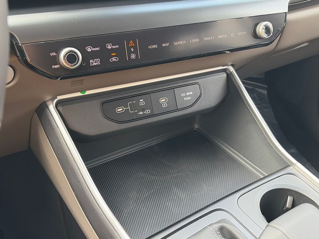 2027 Kia Carnival LXS