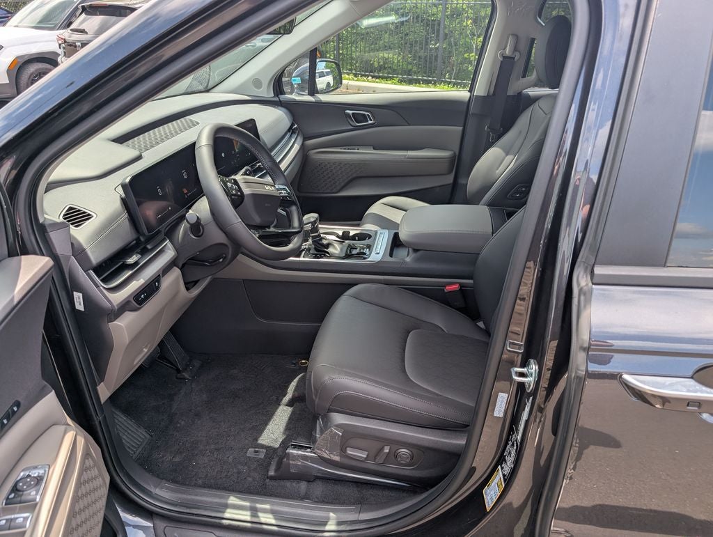2027 Kia Carnival EX