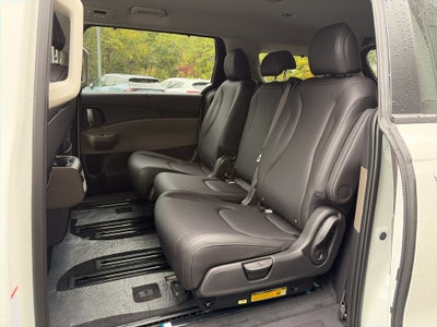 2027 Kia Carnival EX