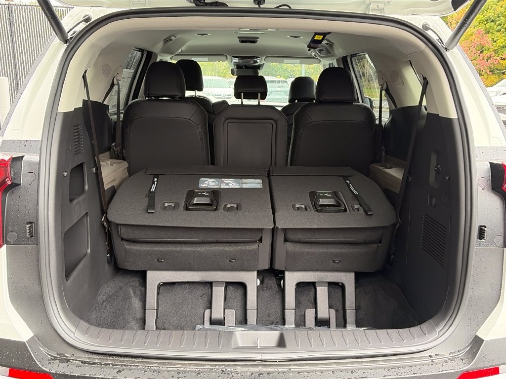 2027 Kia Carnival EX