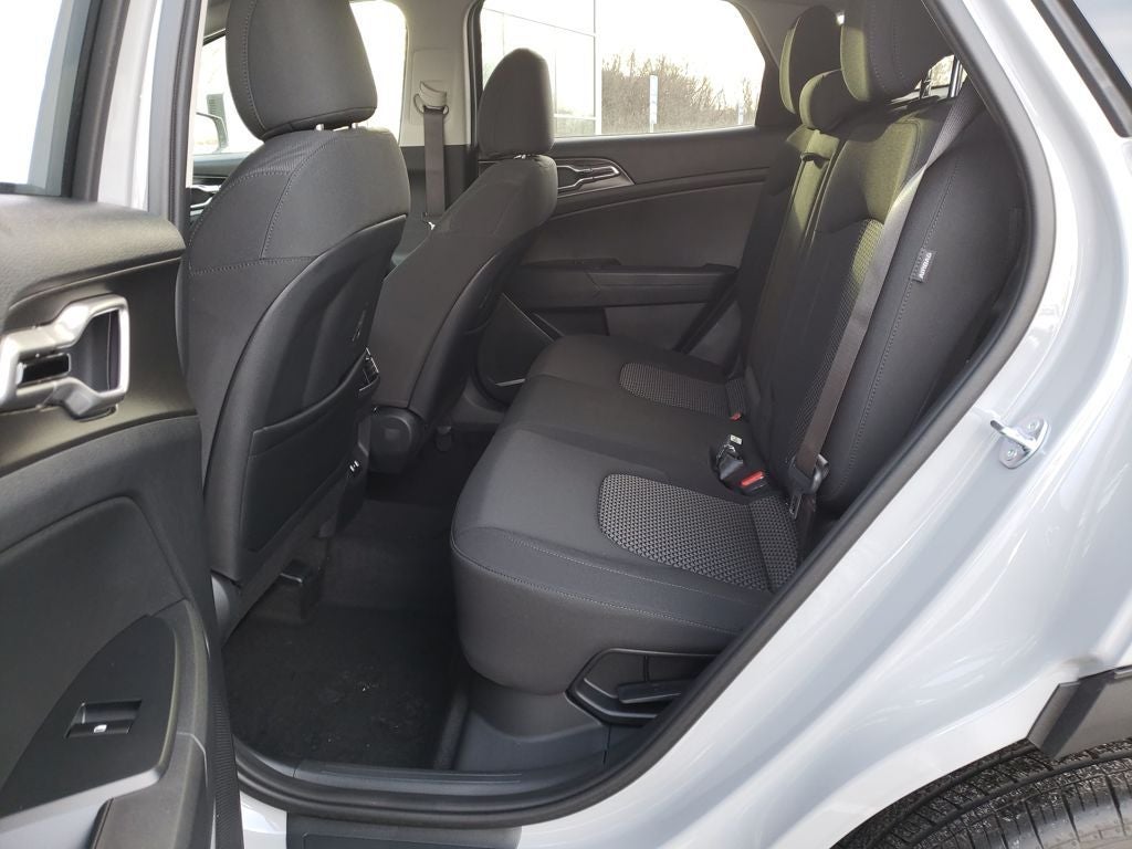 2026 Kia Sportage Hybrid S