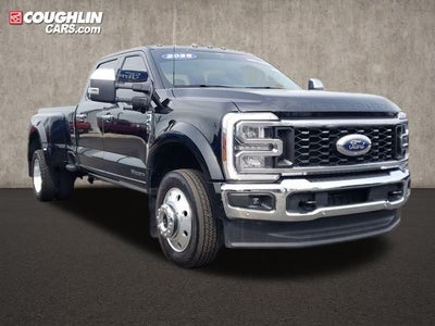 2025 Ford F-450SD Lariat DRW