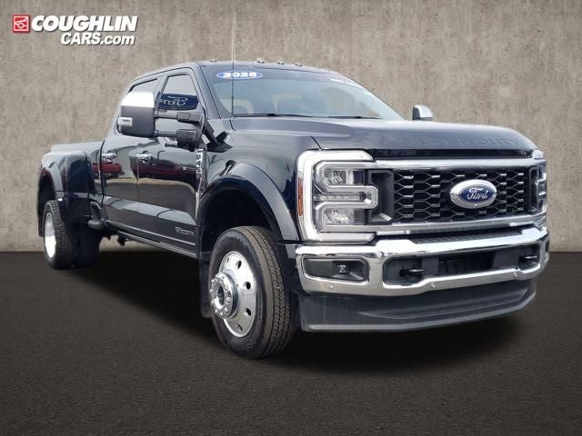 2025 Ford F-450SD Lariat DRW