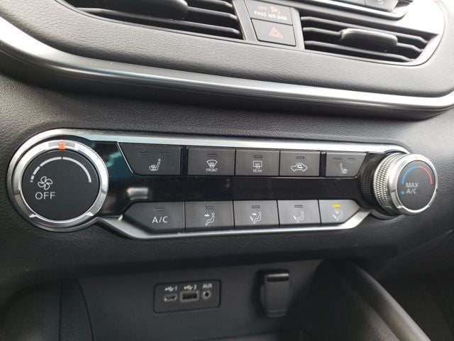 2020 Nissan Altima 2.0 SR