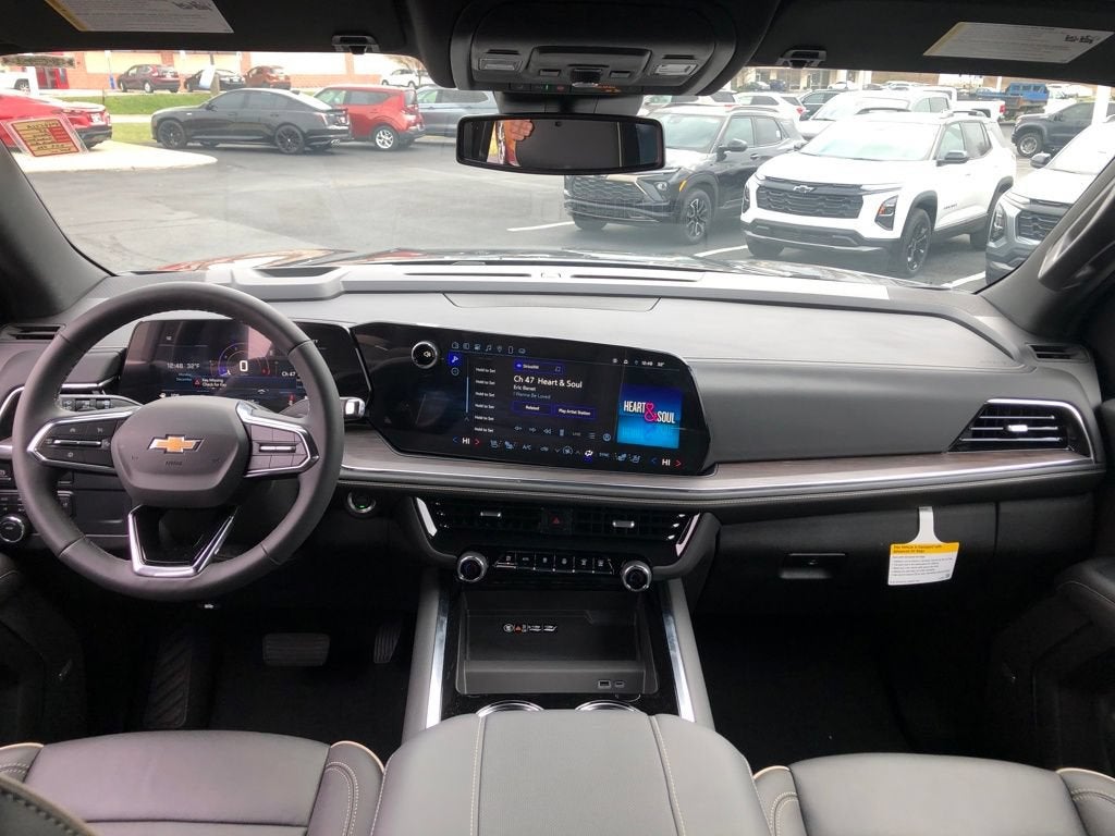 2025 Chevrolet Suburban Premier