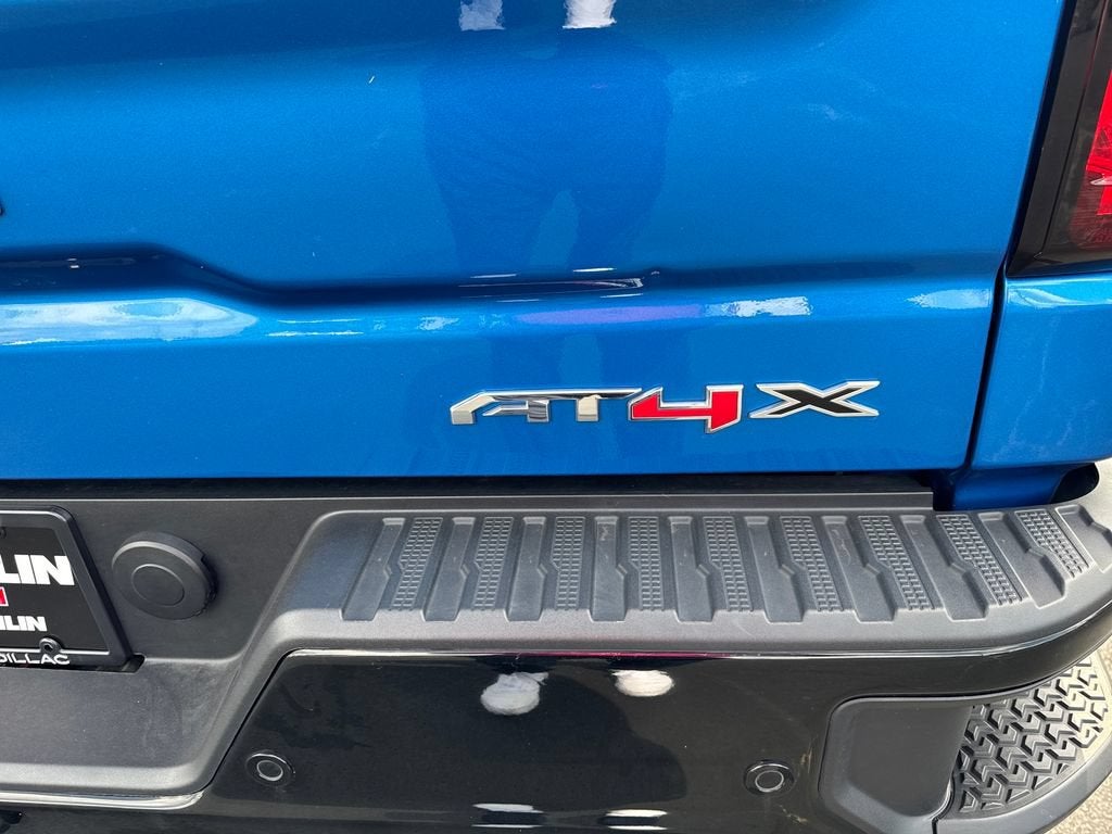 2024 GMC Sierra 1500 AT4X