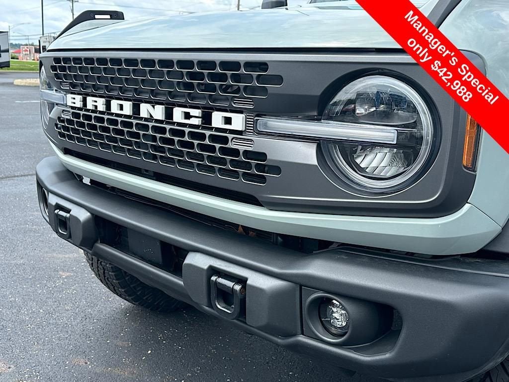 2023 Ford Bronco Base