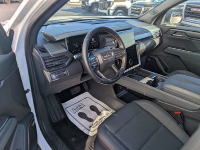 2025 GMC Acadia AT4