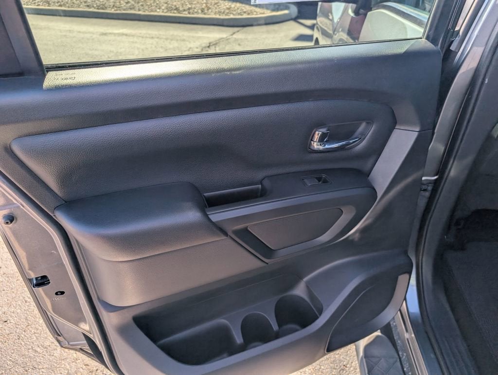 2018 Nissan Titan SV