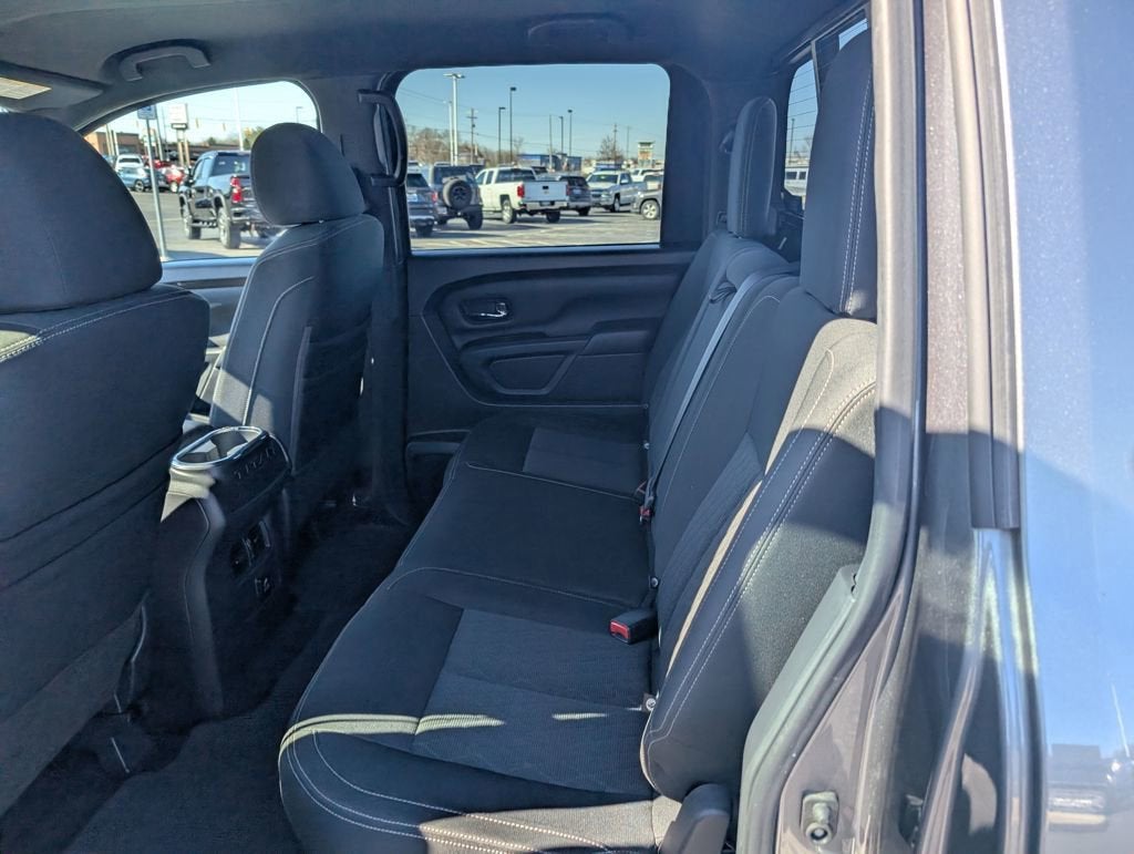 2018 Nissan Titan SV