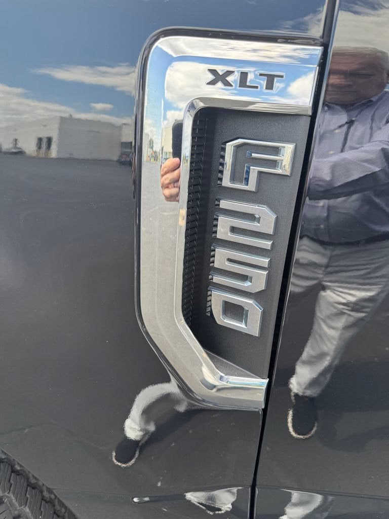 2022 Ford Super Duty F-250 SRW XL