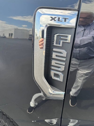 2022 Ford Super Duty F-250 SRW XL