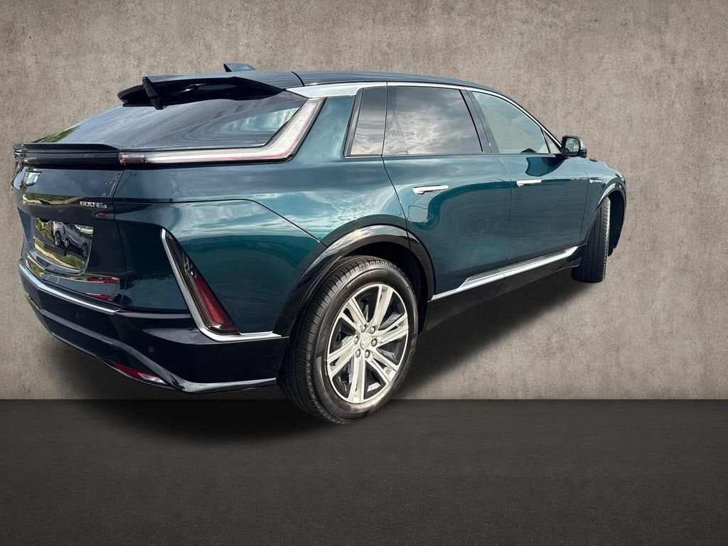 2024 Cadillac LYRIQ Tech