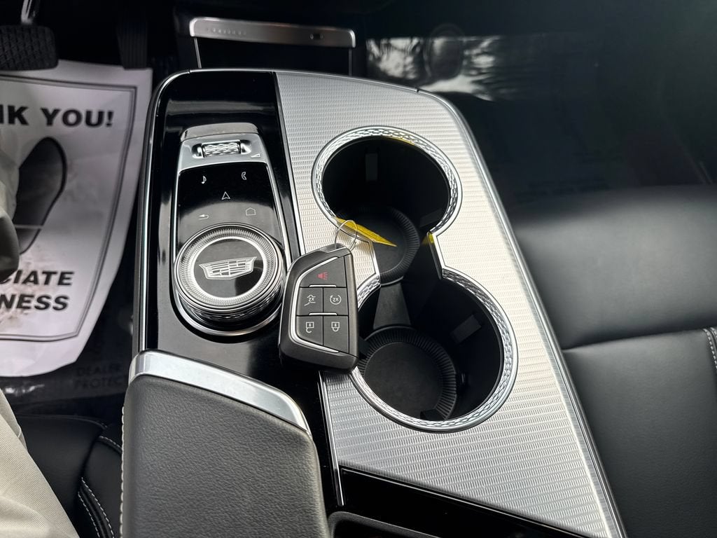 2024 Cadillac LYRIQ Tech