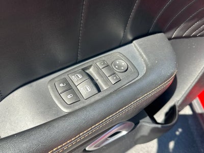 2016 Dodge Challenger 392 Hemi Scat Pack Shaker