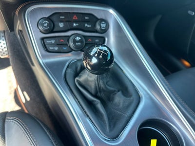 2016 Dodge Challenger 392 Hemi Scat Pack Shaker