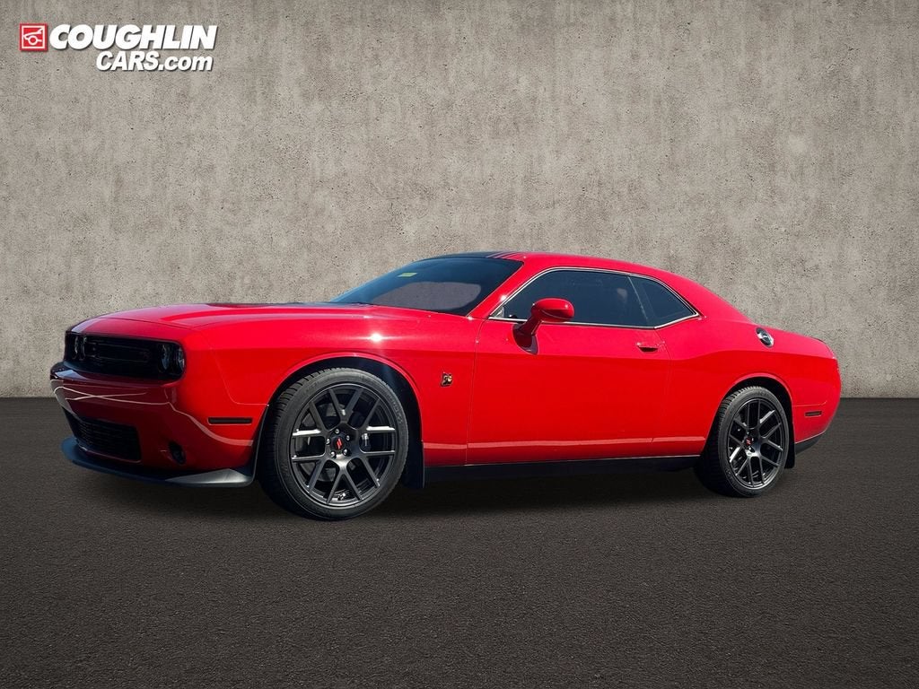 2016 Dodge Challenger 392 Hemi Scat Pack Shaker