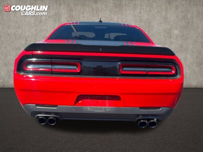 2016 Dodge Challenger 392 Hemi Scat Pack Shaker