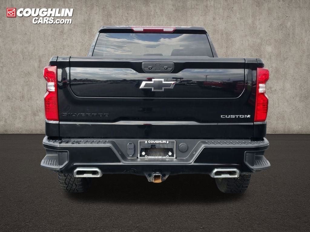 2023 Chevrolet Silverado 1500 Custom Trail Boss