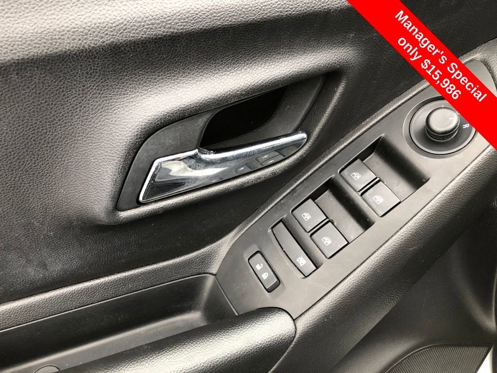 2022 Chevrolet Trax LS