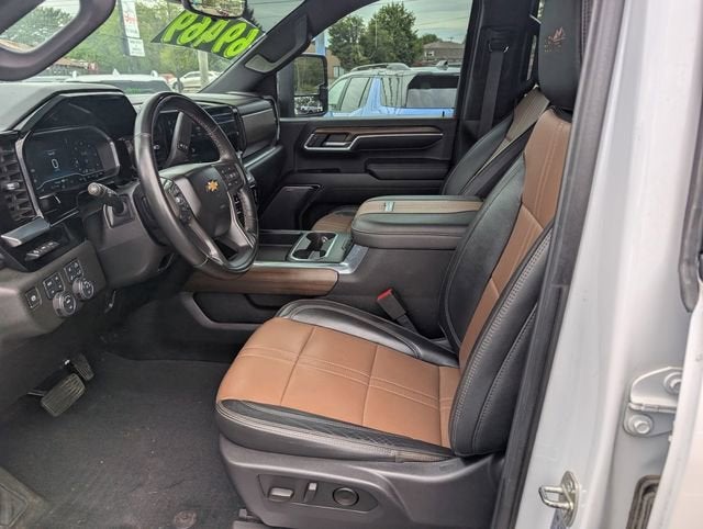 2024 Chevrolet Silverado 3500 HD High Country DRW
